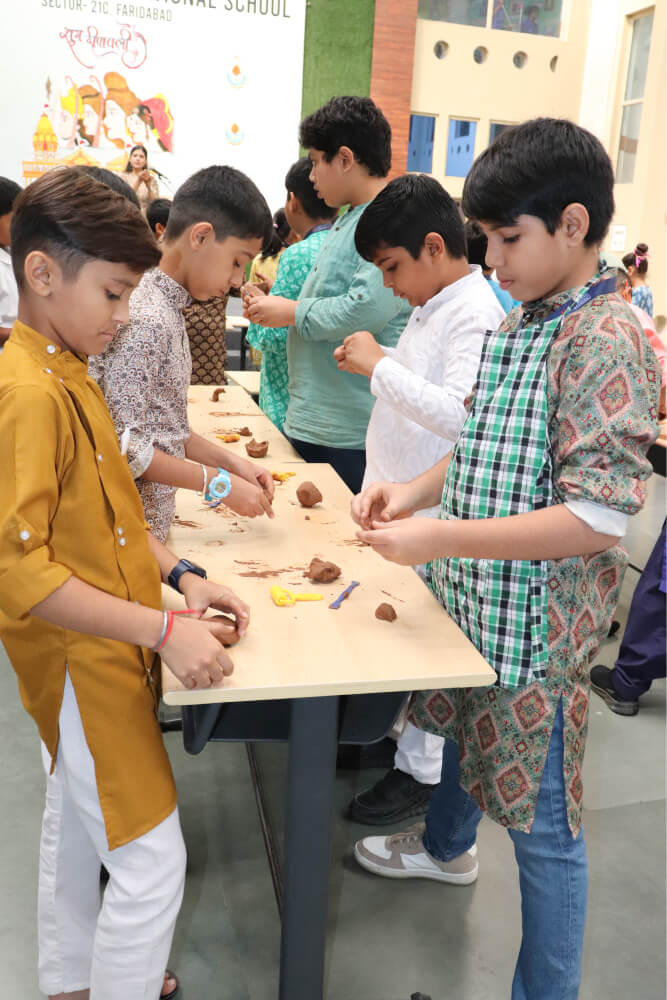 Gallery – MRIS Sector 21C Faridabad CBSE School Moments